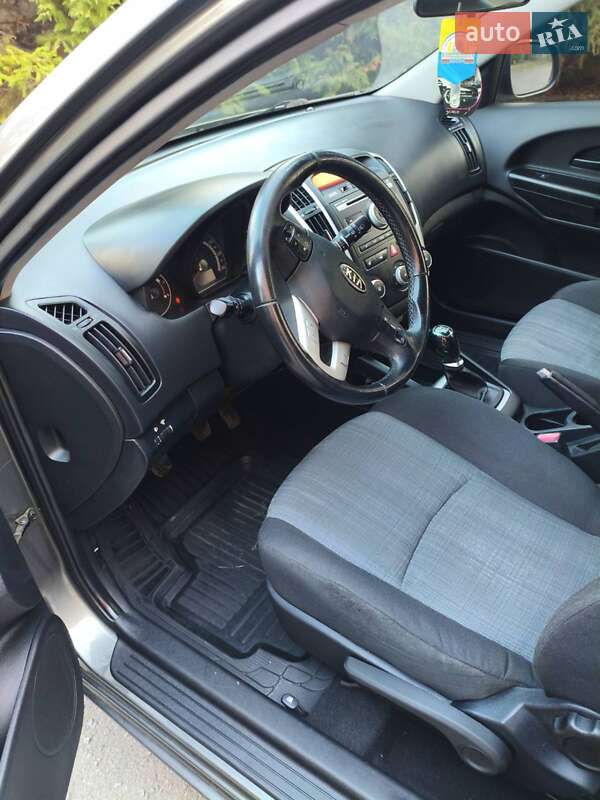 Хэтчбек Kia Ceed 2011 в Гнивани фото 14 Хэтчбек Kia Ceed 2011 в Гнивани