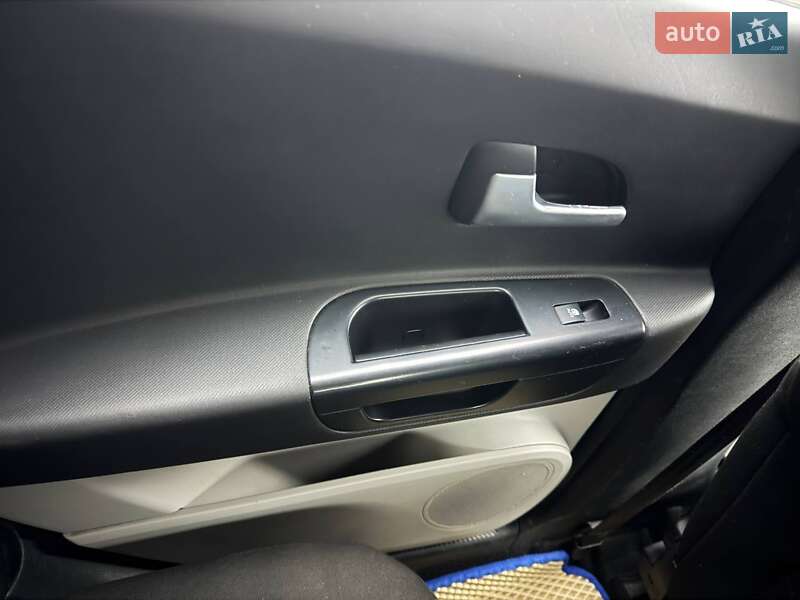 Универсал Kia Ceed 2008 в Кривом Роге фото 14 Универсал Kia Ceed 2008 в Кривом Роге