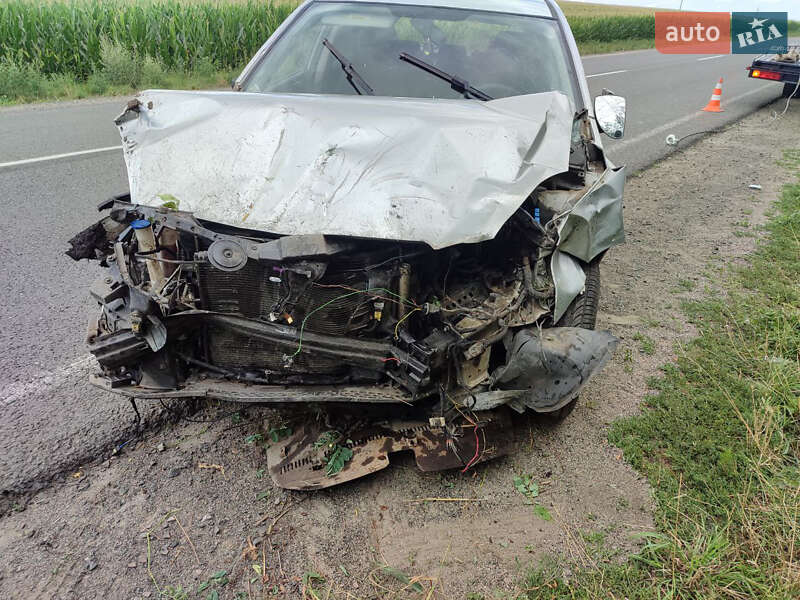 Хэтчбек Kia Ceed 2007 в Кривом Роге