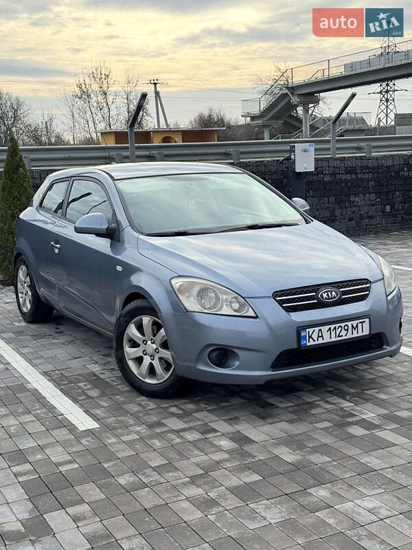 Хетчбек Kia Ceed 2009 в Макарові фото 3 Хетчбек Kia Ceed 2009 в Макарові
