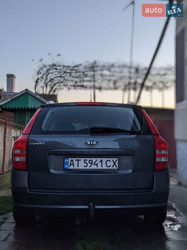 Универсал Kia Ceed 2009 в Бурштыне