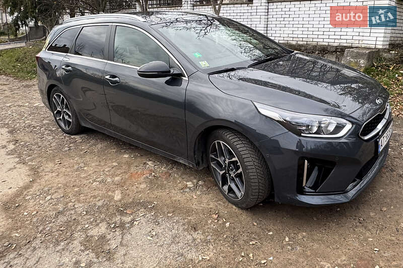 Универсал Kia Ceed 2020 в Калуше