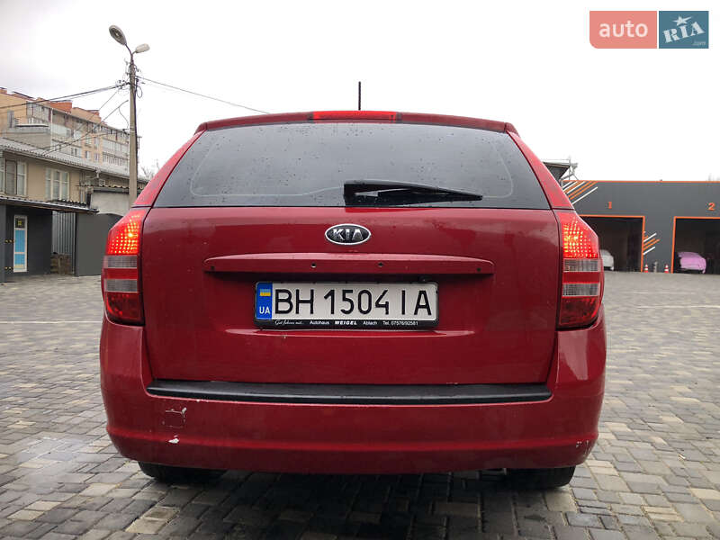 Универсал Kia Ceed 2008 в Николаеве