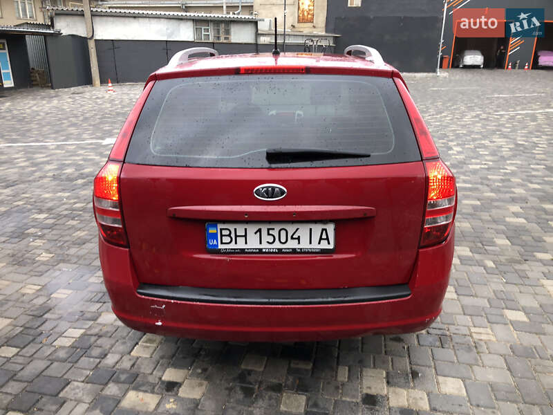 Универсал Kia Ceed 2008 в Николаеве