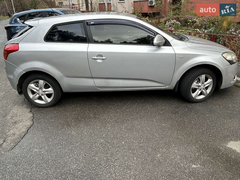 Хэтчбек Kia Ceed 2008 в Украинке фото 3 Хэтчбек Kia Ceed 2008 в Украинке