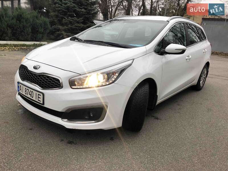 Универсал Kia Ceed 2017 в Вишневом фото Универсал Kia Ceed 2017 в Вишневом