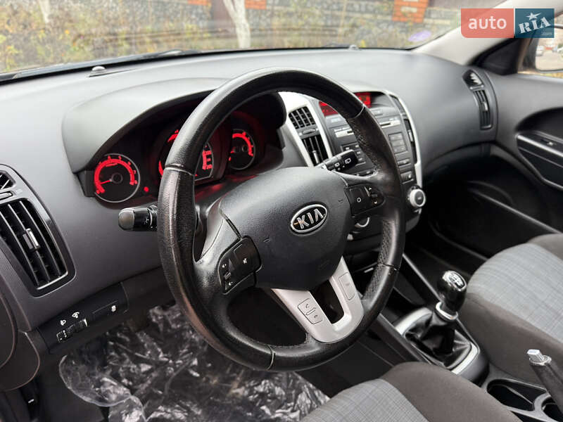 Универсал Kia Ceed 2011 в Белой Церкви фото 46 Универсал Kia Ceed 2011 в Белой Церкви