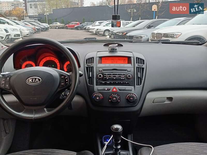Універсал Kia Ceed 2007 в Житомирі