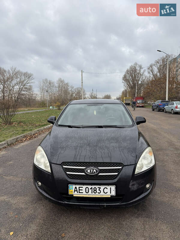 Хэтчбек Kia Ceed 2008 в Днепре фото 5 Хэтчбек Kia Ceed 2008 в Днепре