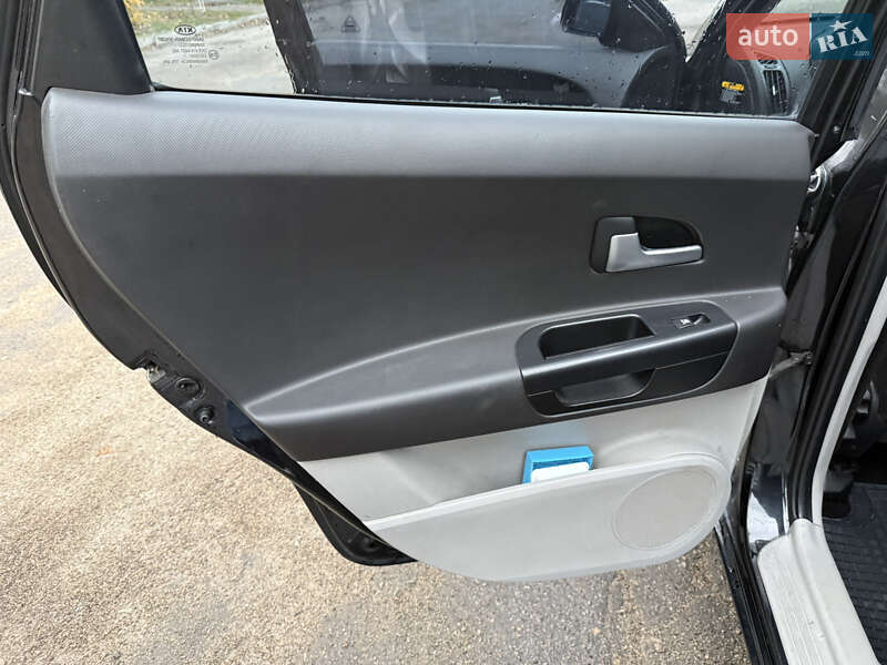 Хэтчбек Kia Ceed 2008 в Днепре фото 13 Хэтчбек Kia Ceed 2008 в Днепре