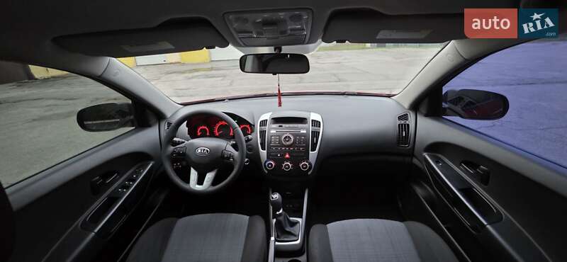 Хетчбек Kia Ceed 2009 в Харкові фото 9 Хетчбек Kia Ceed 2009 в Харкові