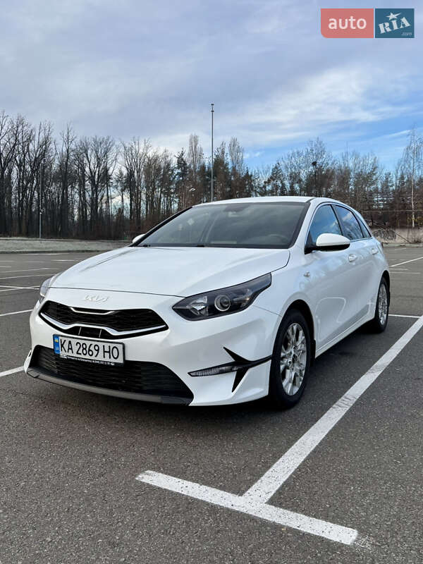 Хетчбек Kia Ceed 2022 в Києві фото 2 Хетчбек Kia Ceed 2022 в Києві