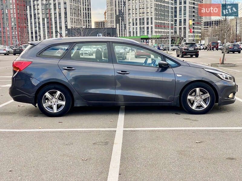 Універсал Kia Ceed 2015 в Києві
