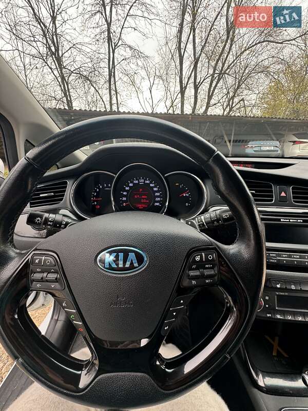 Универсал Kia Ceed 2013 в Киеве