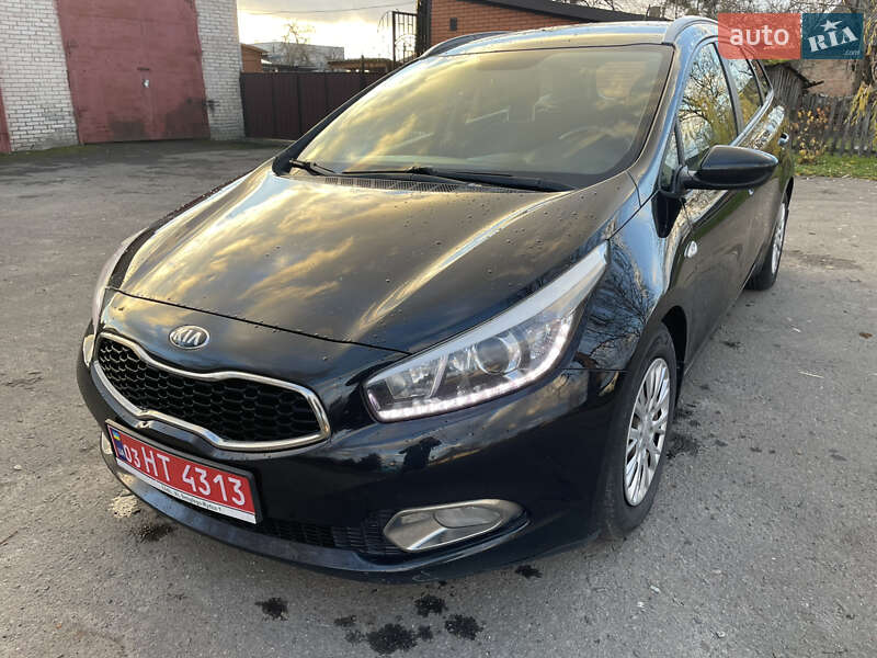 Универсал Kia Ceed 2013 в Луцке