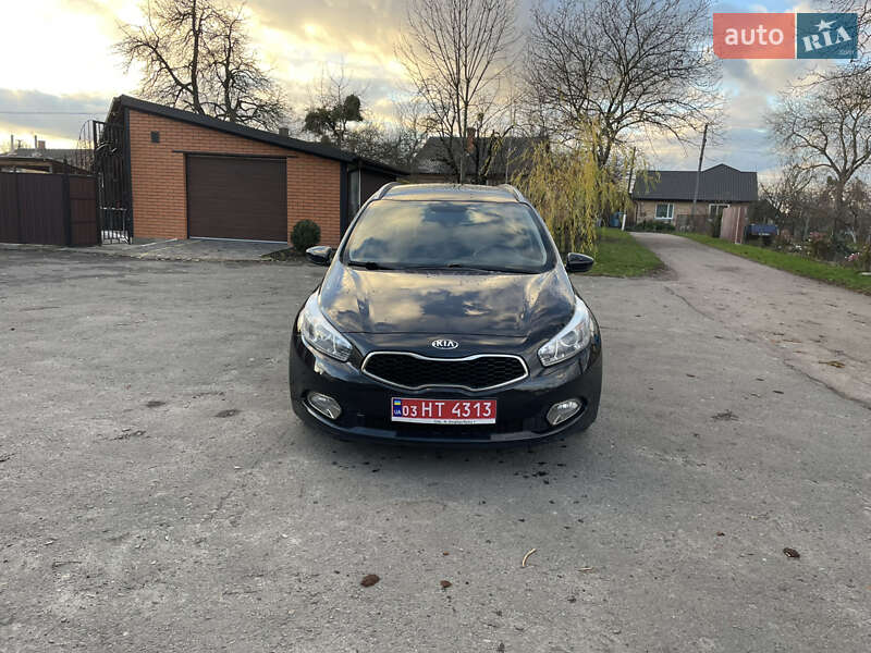 Универсал Kia Ceed 2013 в Луцке