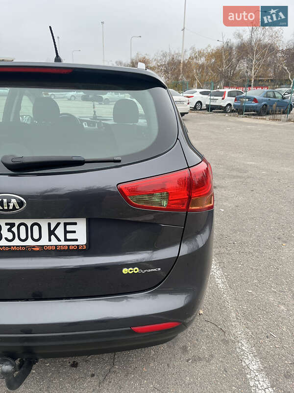 Универсал Kia Ceed 2012 в Запорожье
