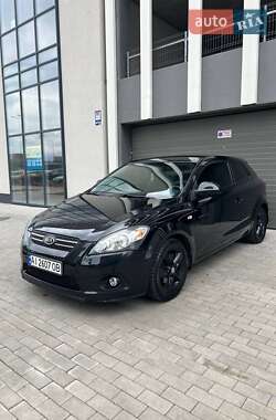 Хэтчбек Kia Ceed 2008 в Киеве