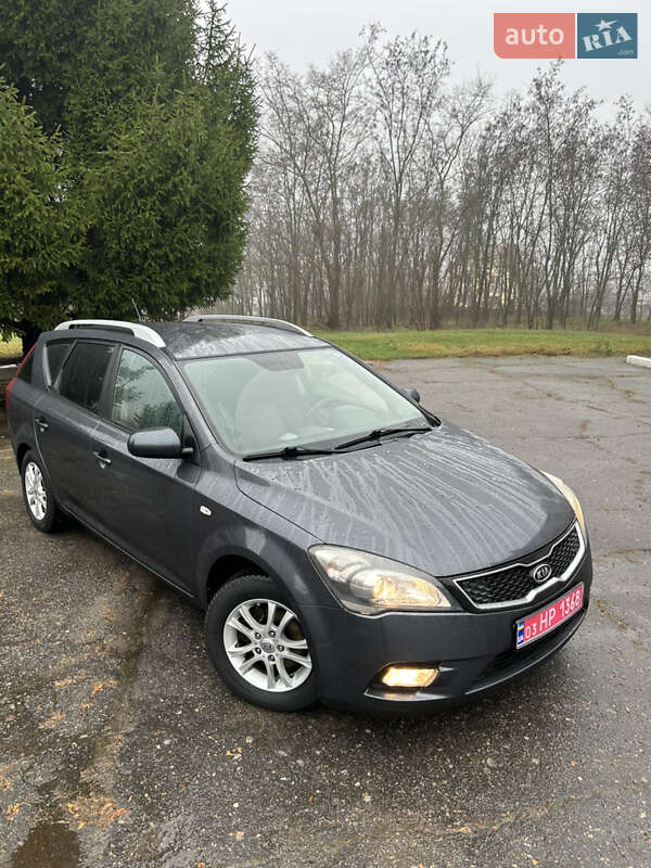 Универсал Kia Ceed 2012 в Золотоноше