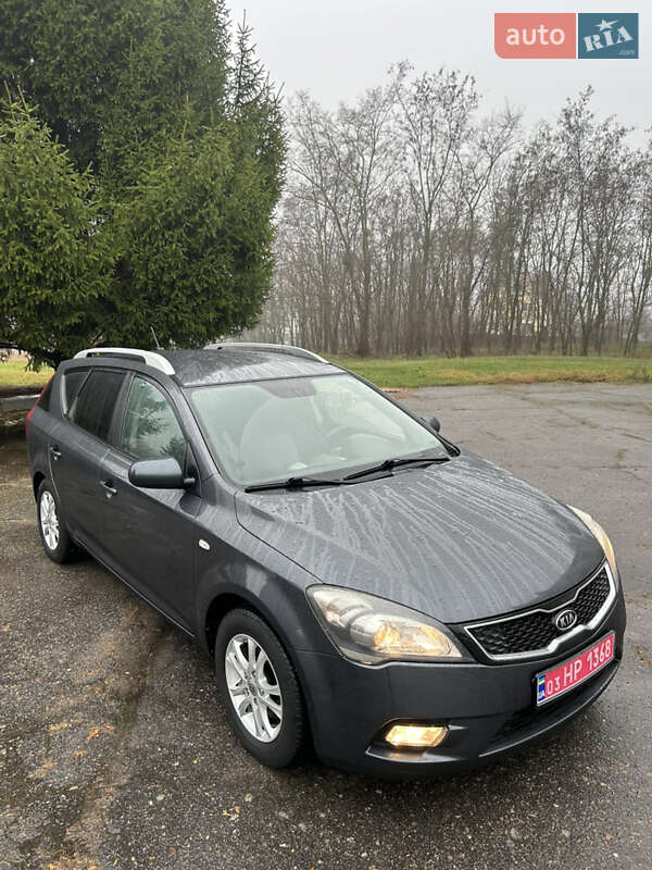 Универсал Kia Ceed 2012 в Золотоноше