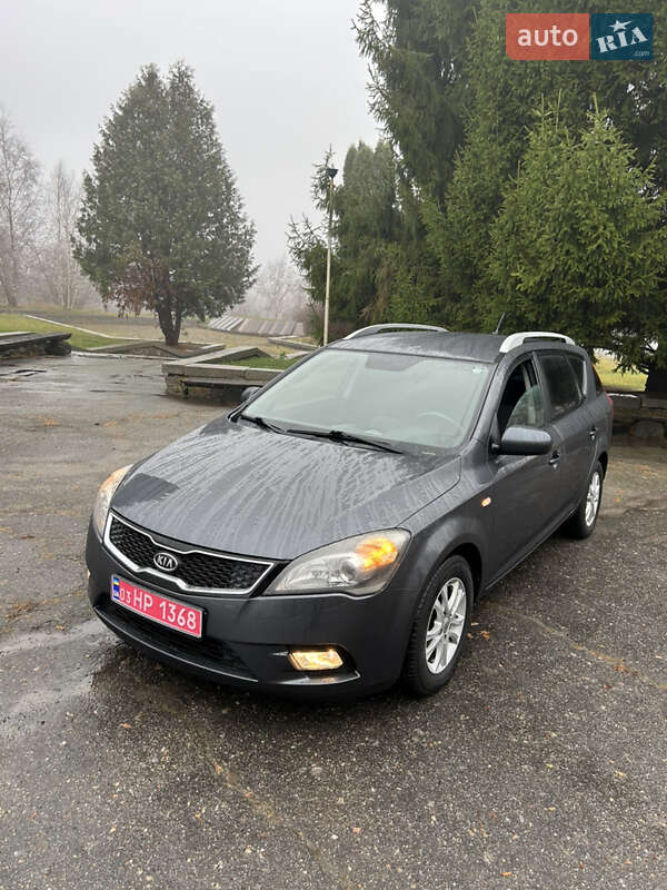 Универсал Kia Ceed 2012 в Золотоноше