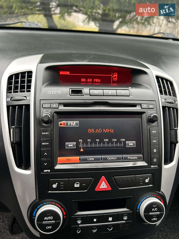 Универсал Kia Ceed 2012 в Золотоноше