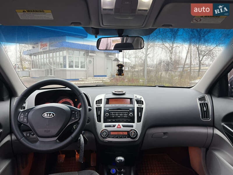 Хэтчбек Kia Ceed 2007 в Кременчуге фото 13 Хэтчбек Kia Ceed 2007 в Кременчуге