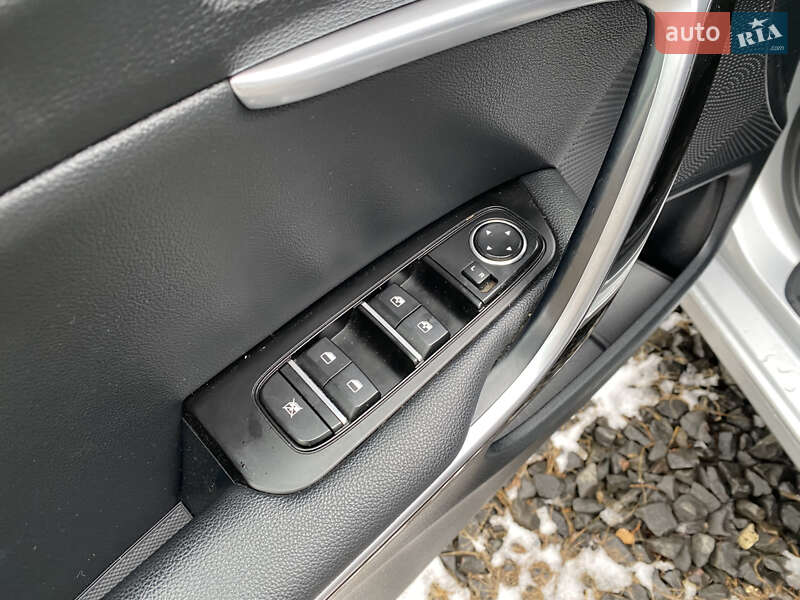 Универсал Kia Ceed 2019 в Луцке