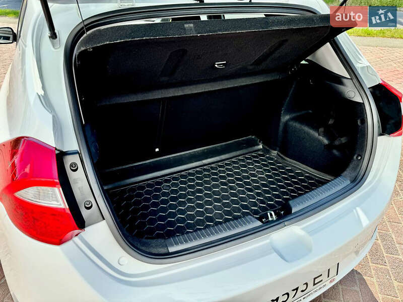 Універсал Kia Ceed 2017 в Кривому Розі