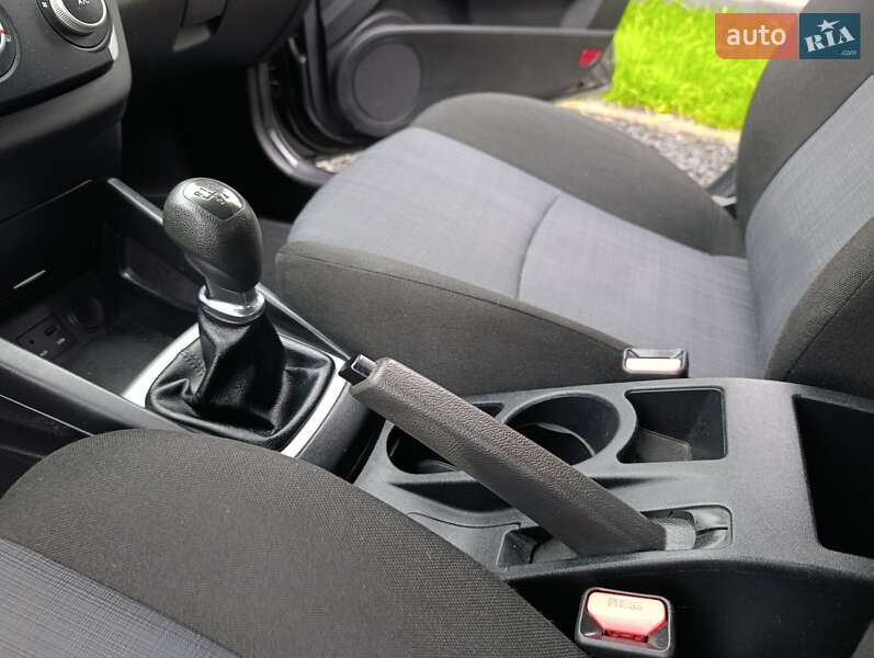 Універсал Kia Ceed 2011 в Луцьку