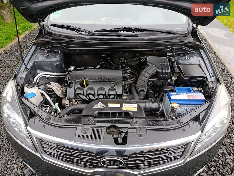 Універсал Kia Ceed 2011 в Луцьку