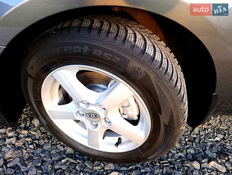 Універсал Kia Ceed 2011 в Луцьку