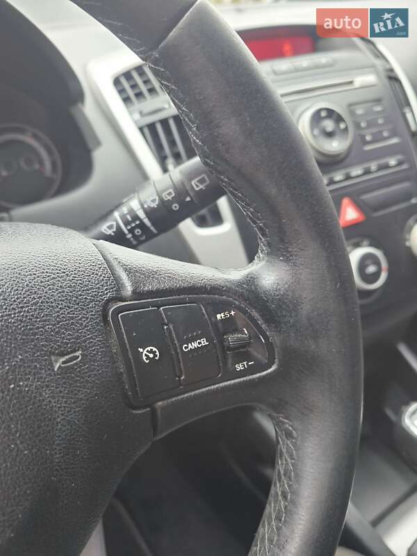 Універсал Kia Ceed 2010 в Києві фото 14 Універсал Kia Ceed 2010 в Києві