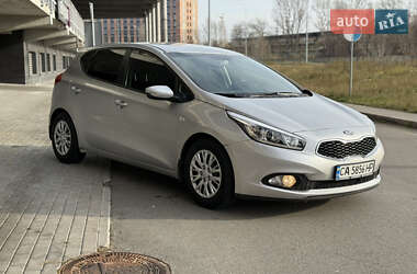 Хэтчбек Kia Ceed 2013 в Киеве