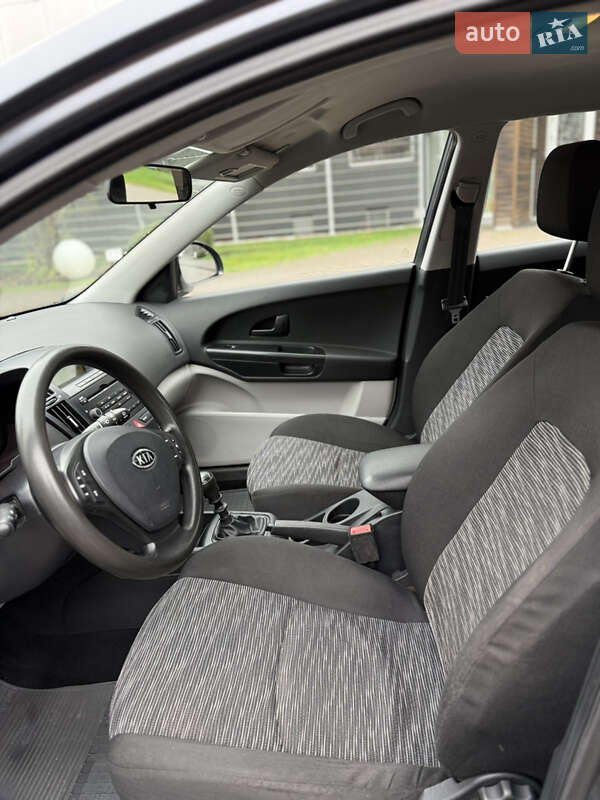 Хэтчбек Kia Ceed 2008 в Черкассах