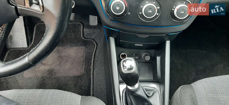 Універсал Kia Ceed 2010 в Чернігові