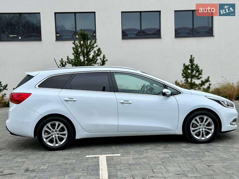Универсал Kia Ceed 2015 в Луцке