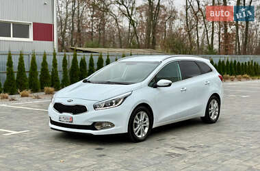 Универсал Kia Ceed 2015 в Луцке