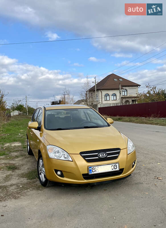 Хетчбек Kia Ceed 2008 в Ізмаїлі