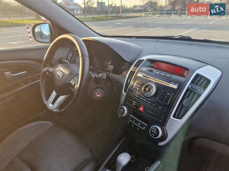 Універсал Kia Ceed 2011 в Коломиї