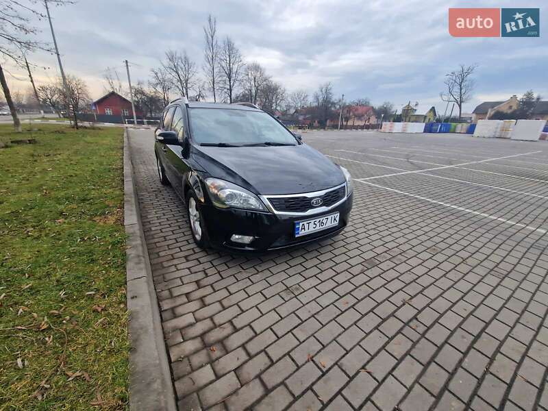 Універсал Kia Ceed 2011 в Коломиї