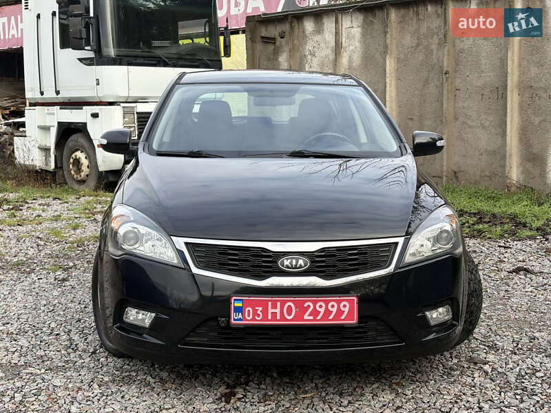 Хэтчбек Kia Ceed 2011 в Белой Церкви