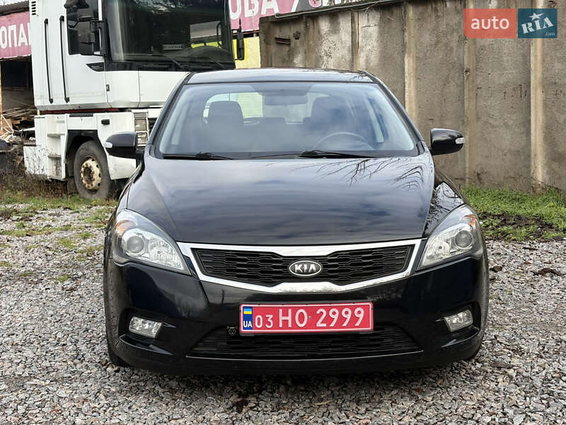 Хэтчбек Kia Ceed 2011 в Белой Церкви