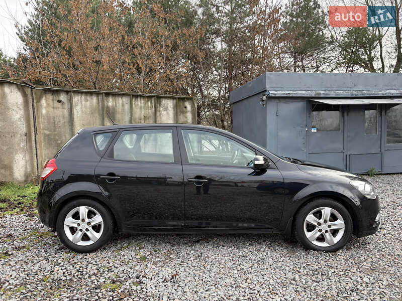 Хэтчбек Kia Ceed 2011 в Белой Церкви