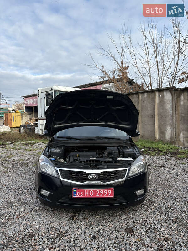 Хэтчбек Kia Ceed 2011 в Белой Церкви