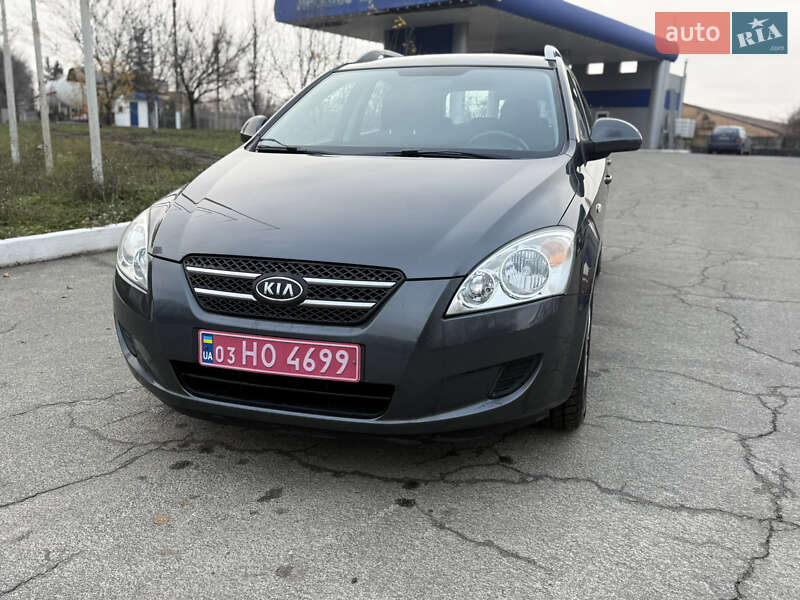 Универсал Kia Ceed 2009 в Лубнах