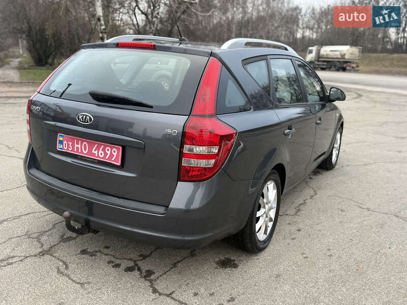 Универсал Kia Ceed 2009 в Лубнах