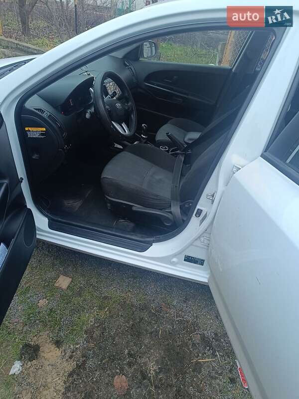 Универсал Kia Ceed 2010 в Емильчине