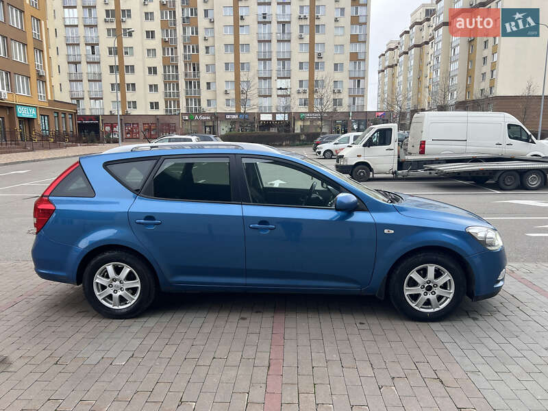 Универсал Kia Ceed 2009 в Вишневом