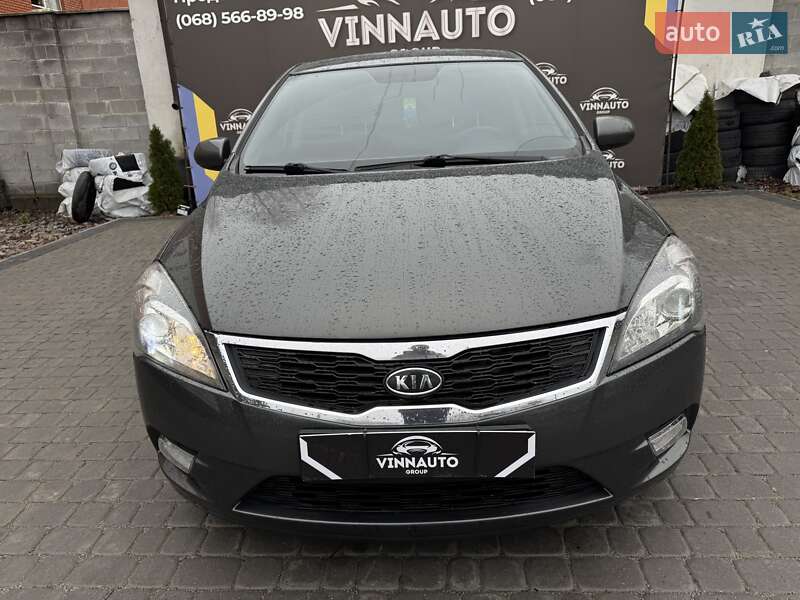 Хэтчбек Kia Ceed 2011 в Виннице